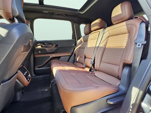 New 2026 Lincoln Nautilus Reserve image 27