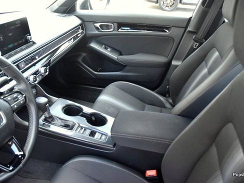Used 2025 Honda Civic Sport image 8