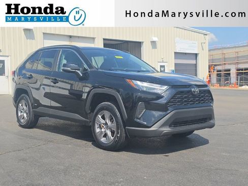 Used 2025 Toyota RAV4 XLE AWD/4WD image 1