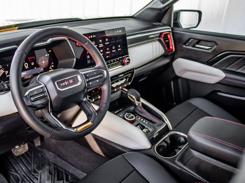 Used 2024 GMC Canyon AT4X image 25