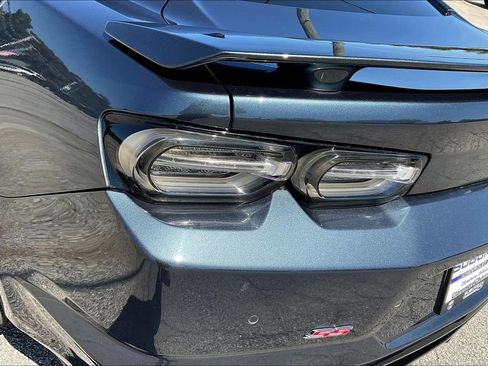 Used 2019 Chevrolet Camaro SS RWD image 25
