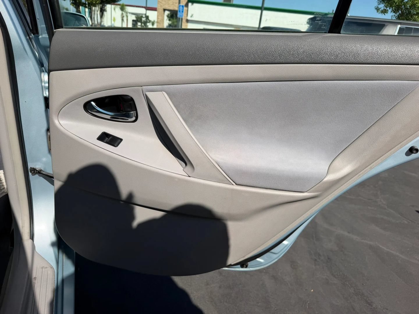 Used 2007 Toyota Camry LE FWD image 16