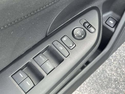 Used 2020 Honda Civic EX image 15
