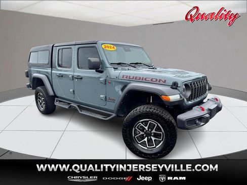 Used 2024 Jeep Gladiator Rubicon w/ Convenience Group AWD/4WD image 1
