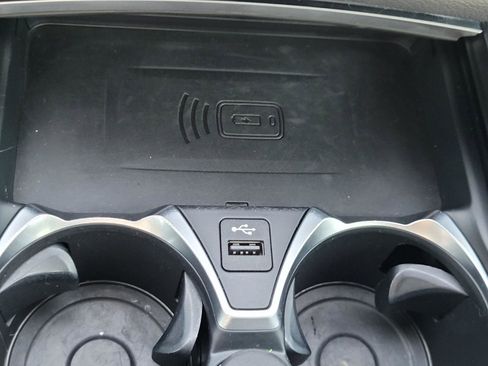 Used 2020 BMW 740i w/ Cold Weather Package image 23