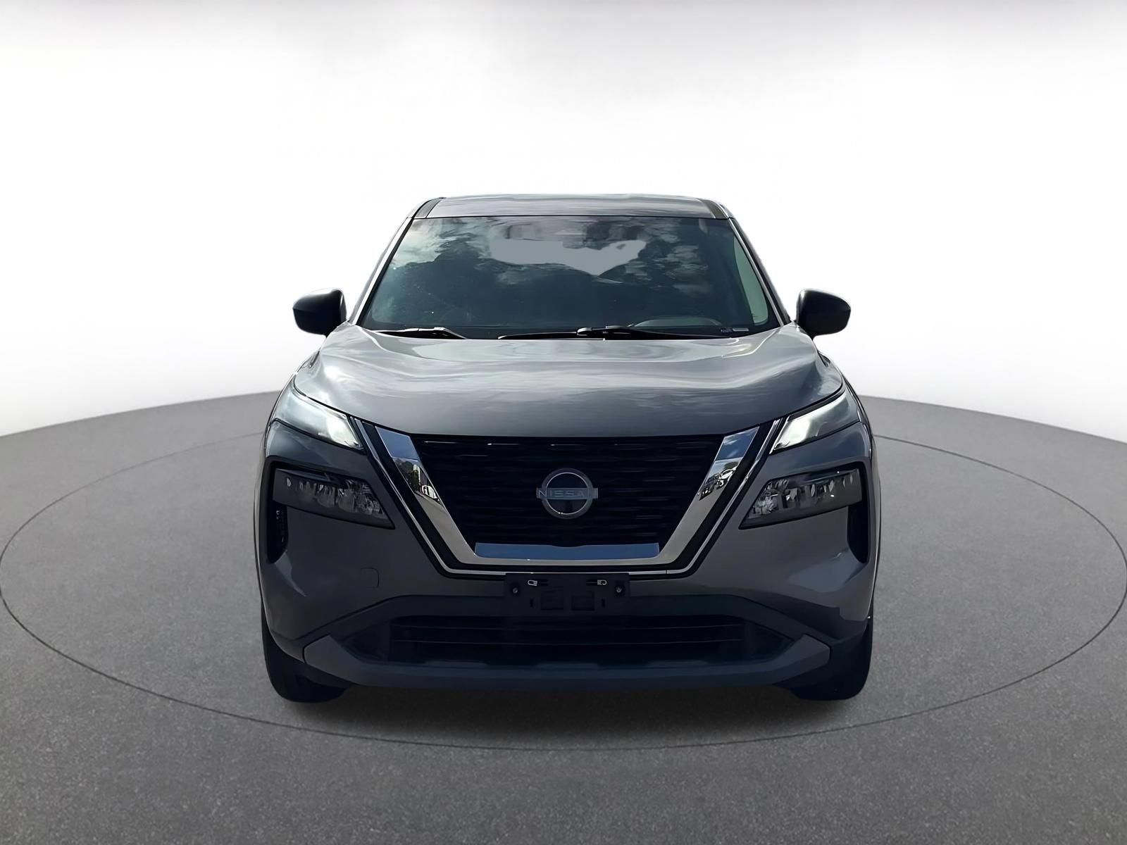 Used 2023 Nissan Rogue S AWD/4WD image 4