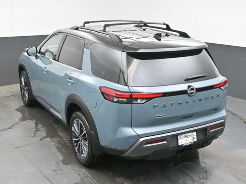 New 2026 Nissan Pathfinder Platinum AWD/4WD image 38