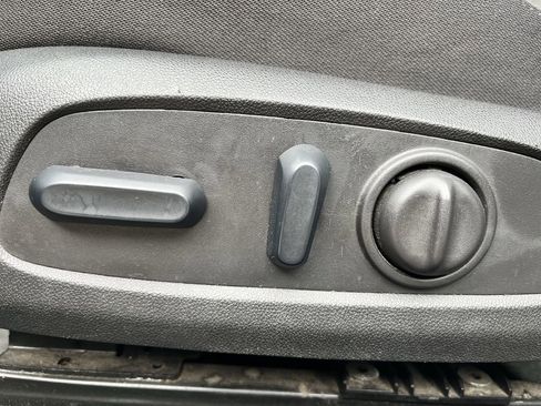 Used 2024 Chevrolet Malibu LT FWD image 24
