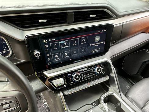 Used 2022 GMC Sierra 1500 Denali w/ Denali Reserve Package AWD/4WD image 22