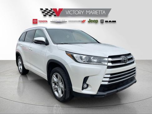 Used 2019 Toyota Highlander Limited image 6
