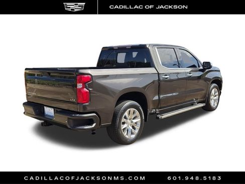 Used 2021 Chevrolet Silverado 1500 LTZ RWD image 25