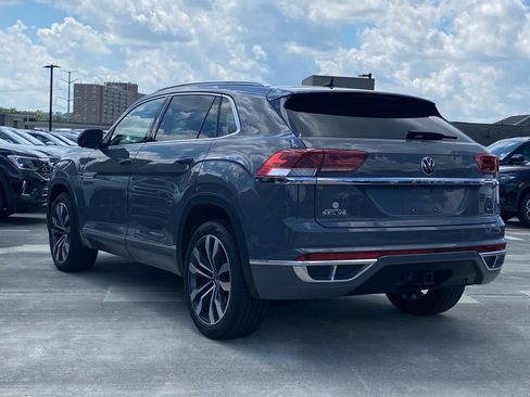 Certified 2023 Volkswagen Atlas Cross Sport SEL Premium R-Line AWD/4WD image 5