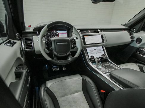 Used 2020 Land Rover Range Rover Sport SVR AWD/4WD image 17