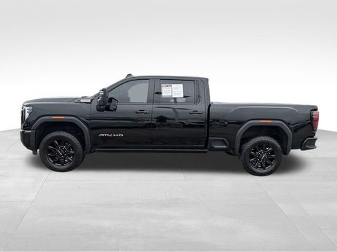 Used 2024 GMC Sierra 2500 AT4 w/ AT4 Premium Plus Package AWD/4WD image 4