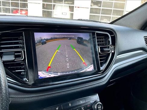 Used 2022 Dodge Durango GT image 14