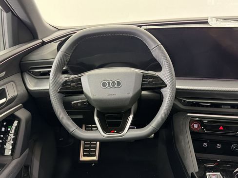 New 2026 Audi SQ5 Premium Plus image 18