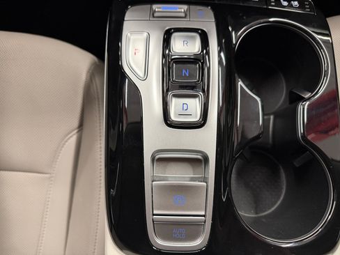 Used 2023 Hyundai Tucson Limited image 23