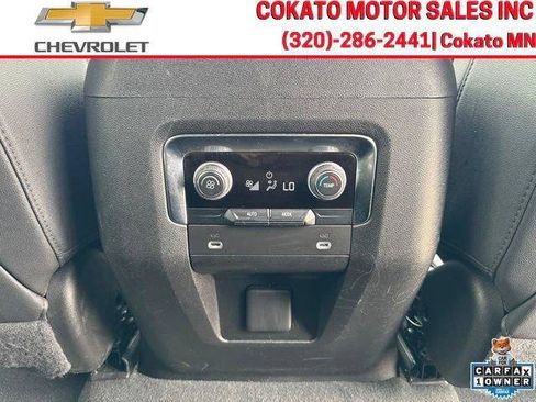 Used 2024 Chevrolet Suburban LT AWD/4WD image 14