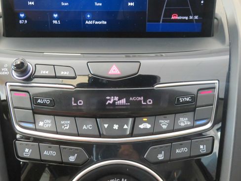 Used 2020 Acura RDX w/ Advance Package FWD image 40