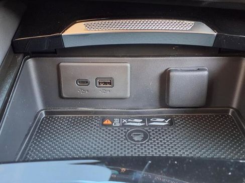 New 2026 Buick Envision Avenir image 9