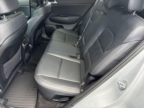 Used 2021 Kia Sportage S FWD image 11