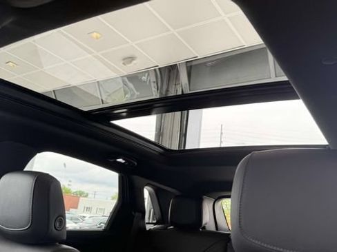 Used 2020 Cadillac XT5 Premium Luxury w/ LPO, Floor Liner Package AWD/4WD image 48
