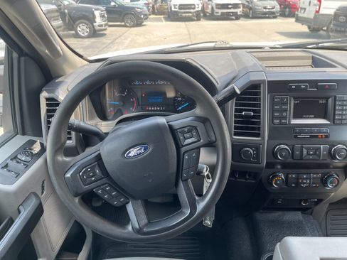 Used 2019 Ford F350 XL w/ Power Equipment Group AWD/4WD image 16