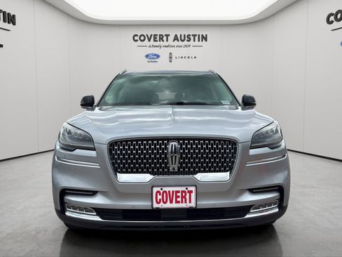 Used 2020 Lincoln Aviator Reserve w/ Equipment Group 201A RWD image 8