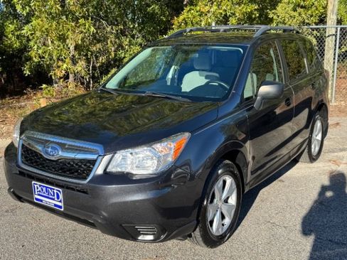 Used 2016 Subaru Forester 2.5i w/ Alloy Wheel Package image 2
