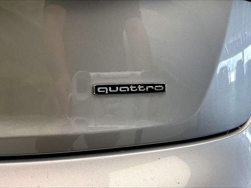 Used 2023 Audi Q5 2.0T Premium Plus w/ Premium Plus Package AWD/4WD image 10