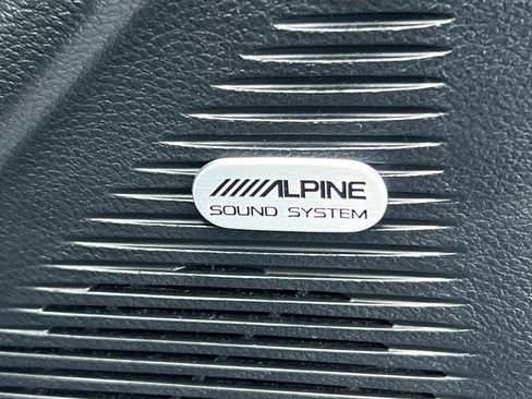 Used 2021 Dodge Challenger SXT w/ Blacktop Package image 18