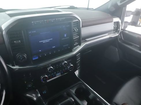 Used 2022 Ford F150 Lariat AWD/4WD image 27