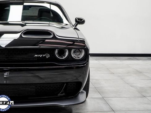 Used 2023 Dodge Challenger SRT Hellcat w/ Driver Convenience Group image 7