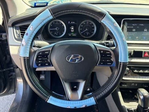 Used 2018 Hyundai Sonata SEL w/ Cargo Package FWD image 14