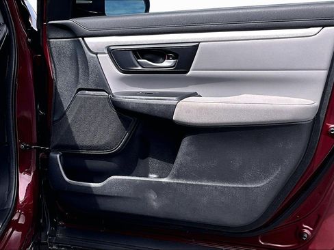 Used 2019 Honda CR-V LX image 14