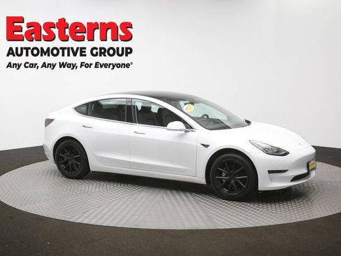 Used 2020 Tesla Model 3 Standard Range RWD image 42