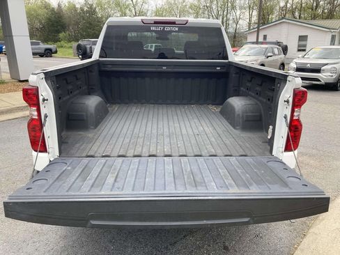 Used 2023 Chevrolet Silverado 1500 Custom image 11