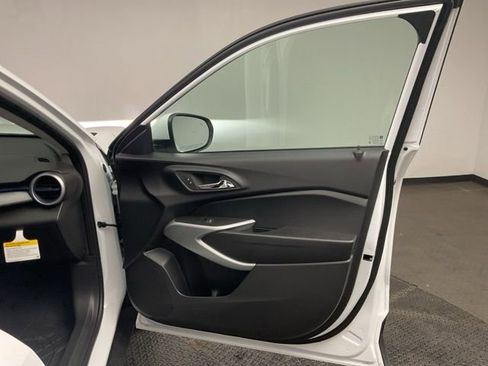 New 2026 Chevrolet Trax LS image 21