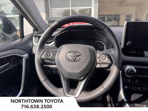 Used 2025 Toyota RAV4 XLE w/ Weather Package AWD/4WD image 8