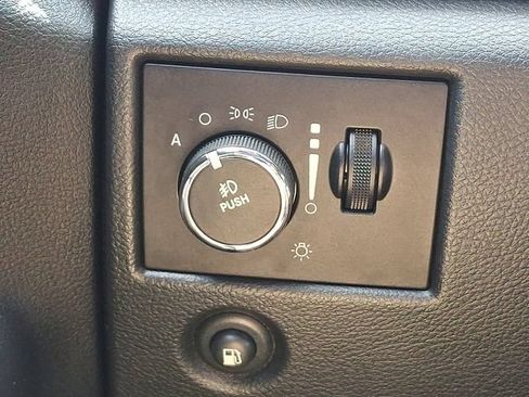 Used 2012 Jeep Grand Cherokee Laredo AWD/4WD image 25