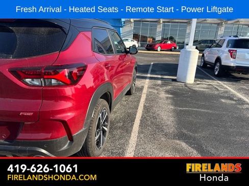 Used 2021 Chevrolet TrailBlazer RS w/ Sun and Liftgate Package FWD image 6
