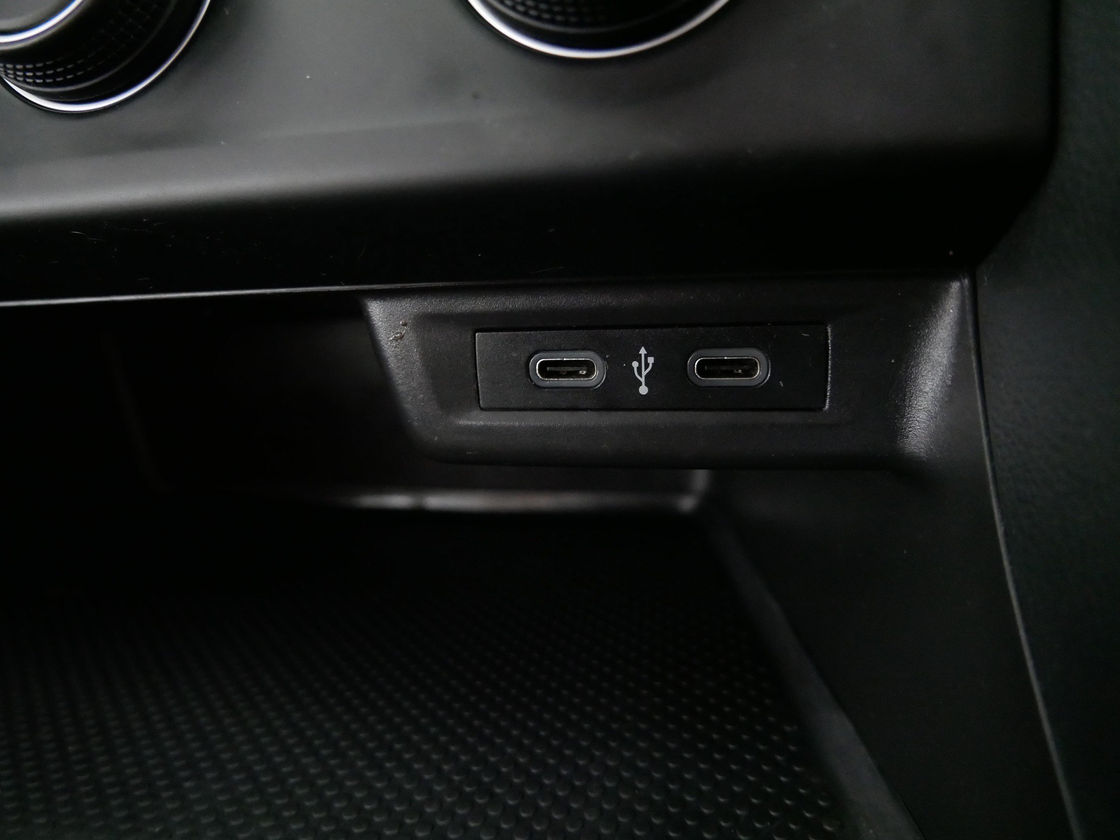 Used 2020 Volkswagen Jetta SE FWD image 29