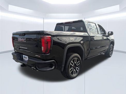 Used 2024 GMC Sierra 1500 AT4 w/ AT4 Premium Package image 7