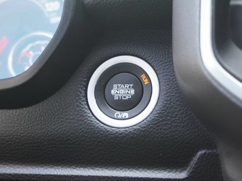 Used 2023 RAM 1500 Big Horn AWD/4WD image 23