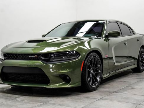Used 2022 Dodge Charger Scat Pack w/ Plus Group image 6