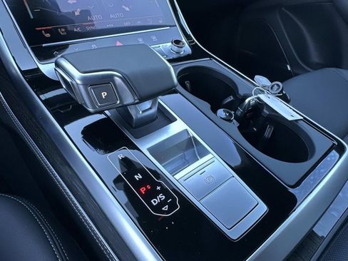 New 2026 Audi Q8 Premium Plus image 24
