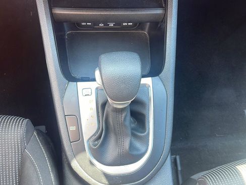 Used 2019 Kia Forte LXS FWD image 19
