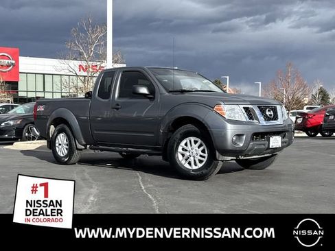 Used 2019 Nissan Frontier SV image 1