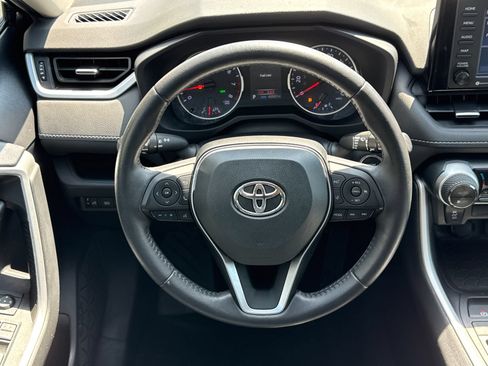 Used 2022 Toyota RAV4 XLE Premium FWD image 23