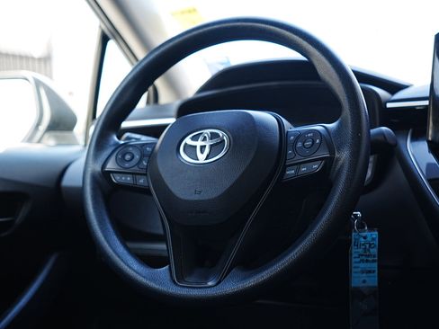Used 2024 Toyota Corolla LE image 16